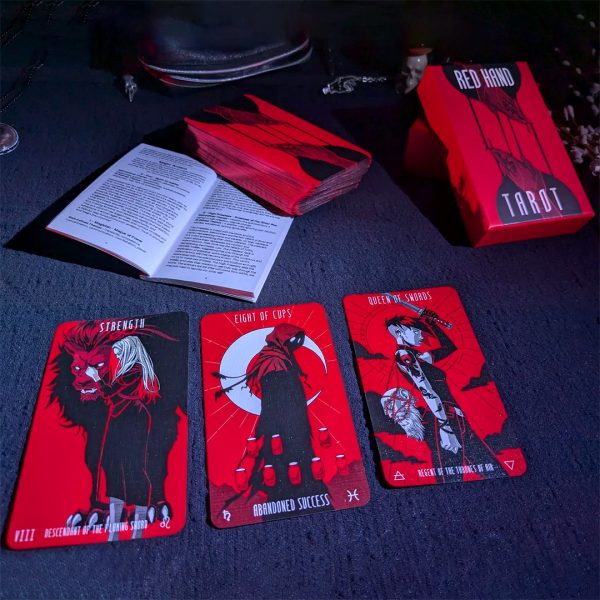 Red-Hand-Tarot-2
